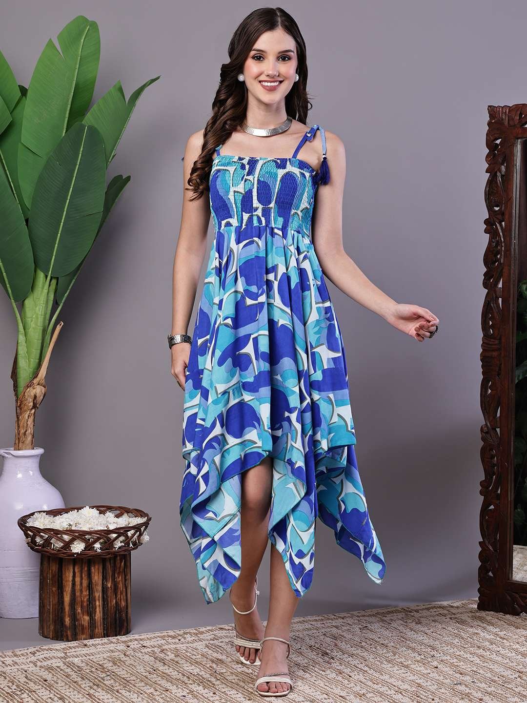 Women's Blue Printed Cotton Handkerchief Hem Dress Midi Dresses - Image 3